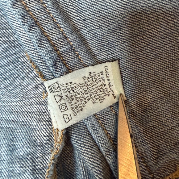 Ralph Lauren Polo Distressed Blue Denim Trucker Jacket (A) - Picture 9 of 15